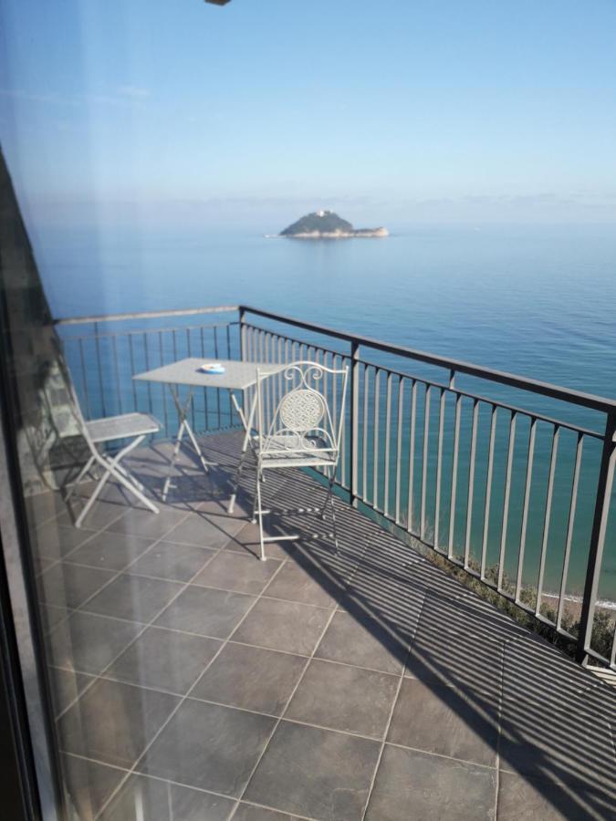 B&B Nido Sul Mare Alassio Exteriör bild