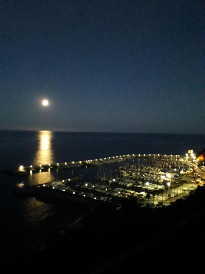 B&B Nido Sul Mare Alassio Exteriör bild